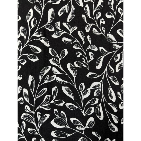 J. Jill Women's S Petite Sleeveless Black White‎ Leaf Print Blouse Top - Picture 2 of 5
